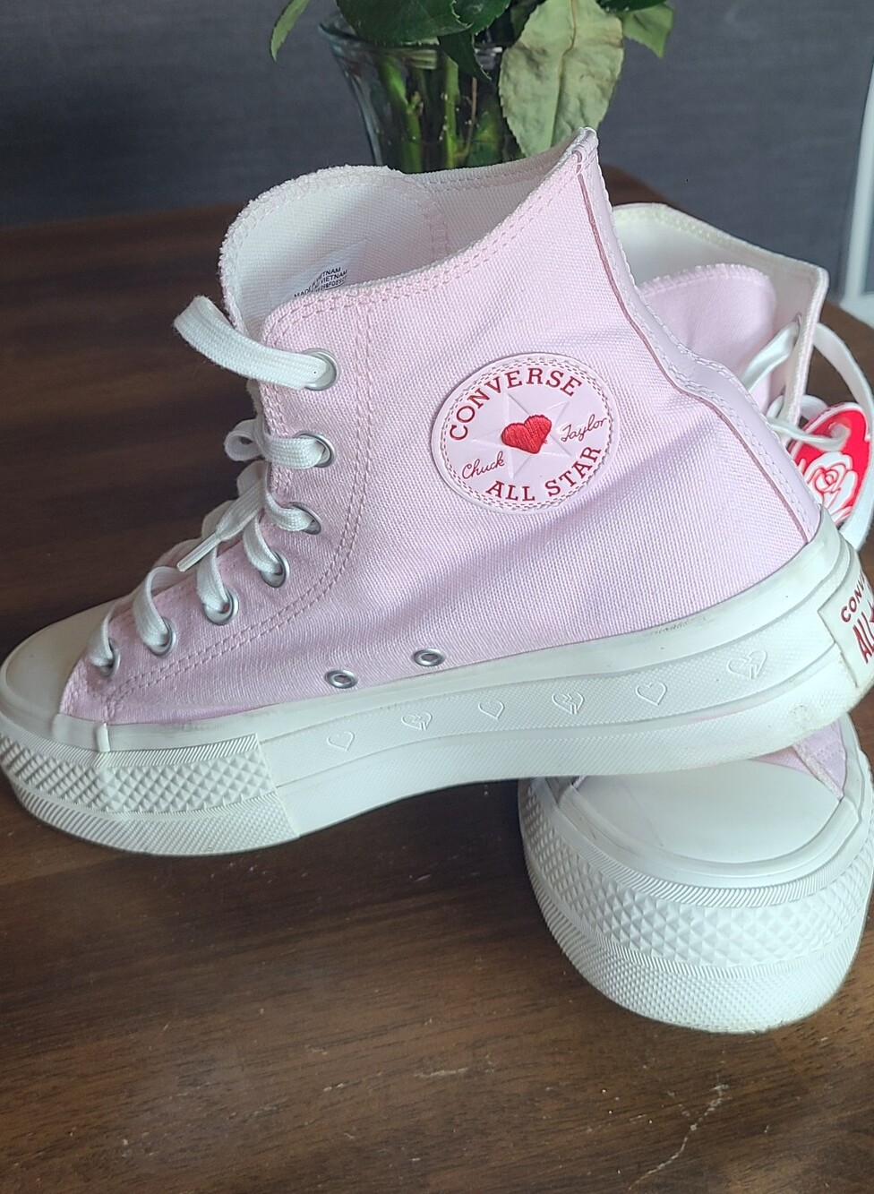 Converse Pink High Top Platform Sneakers With Heart Emblem. Sz 9